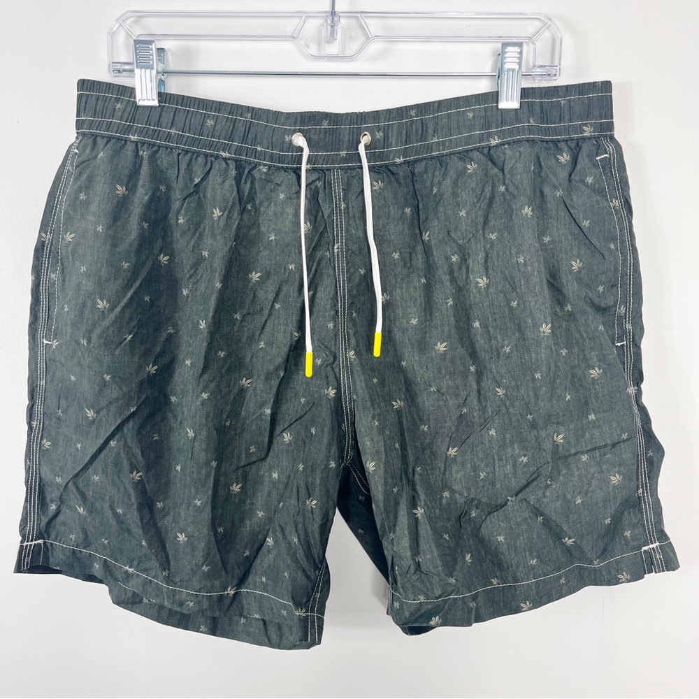 Hartford Nylon Leaf Print Mid Length Swim Trunk Shorts Size XXL NWT Green